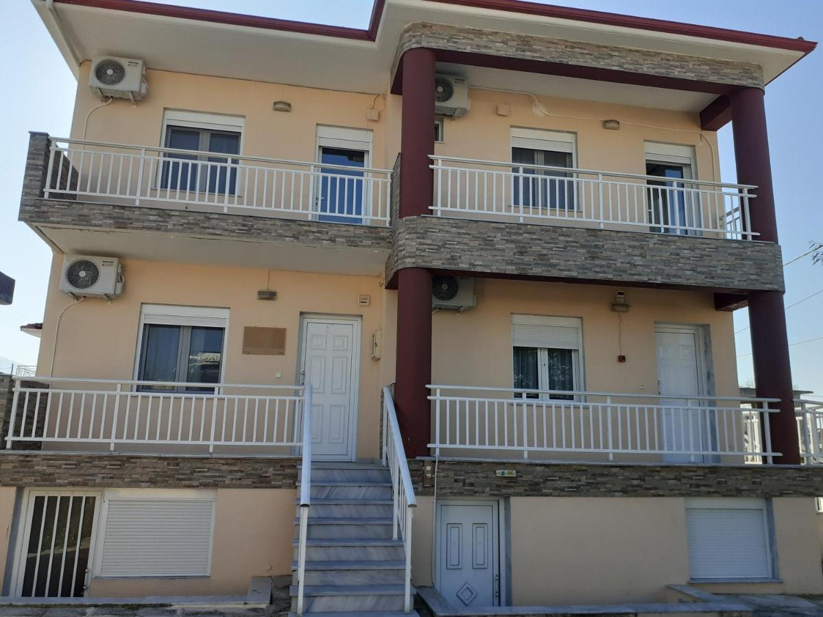 Ferienwohnung Polis΄ House Vrasná Exterior foto