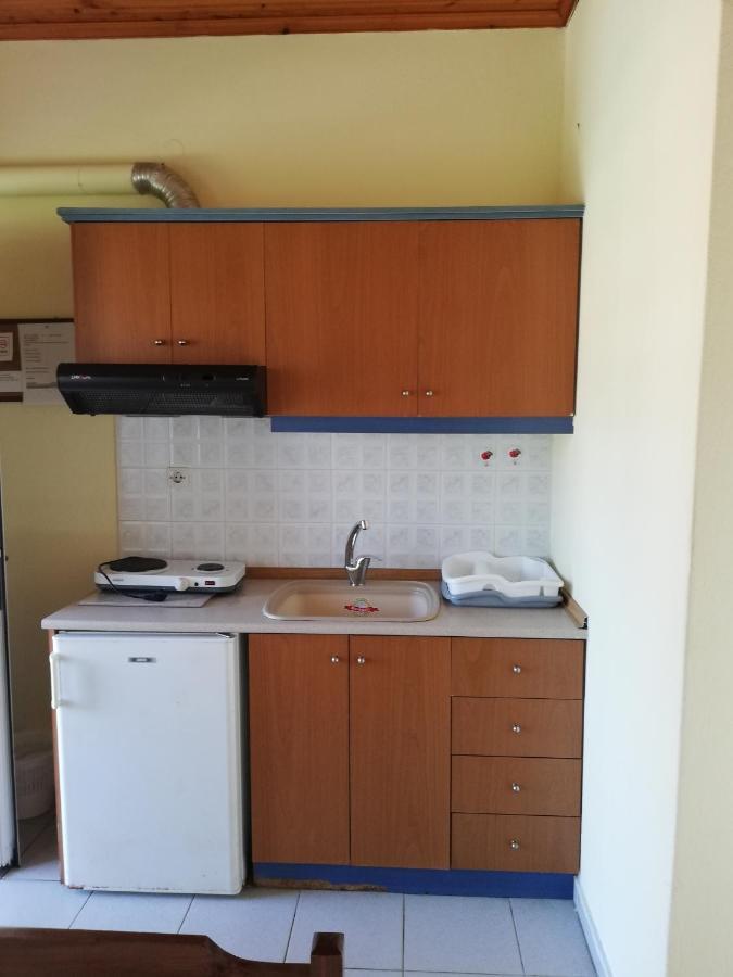 Ferienwohnung Polis΄ House Vrasná Exterior foto