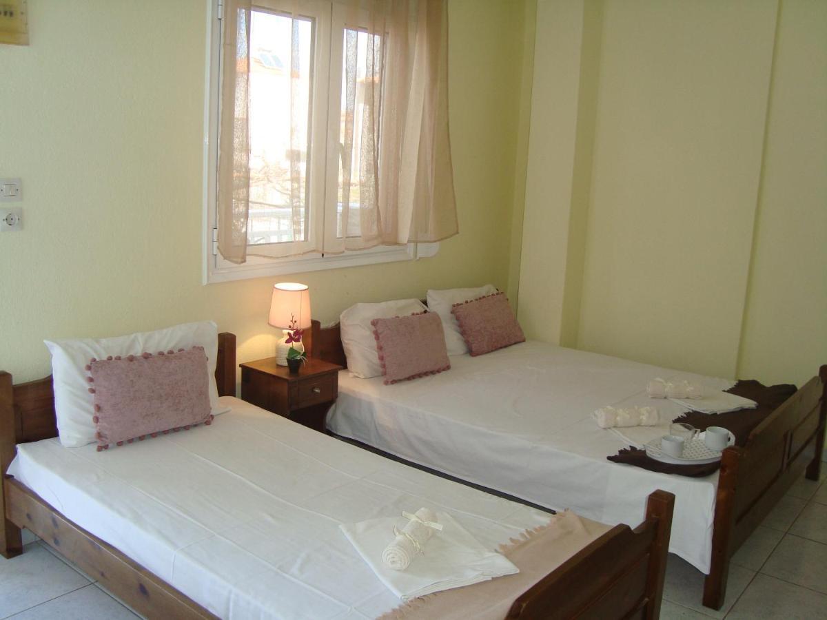 Ferienwohnung Polis΄ House Vrasná Exterior foto